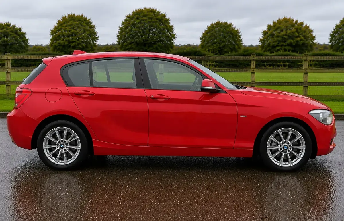 Used BMW 116 Efficient Dynamics 116 HP (85 kW) 2012 Red Hatchback