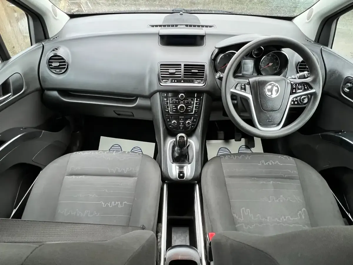 Used Vauxhall Meriva 2015 Silver MPV
