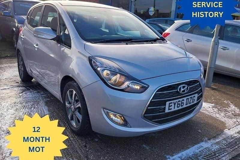 Silver Used 2016 Hyundai ix20 SE Hatchback | £6,295 (Fair price) - Image 1/1