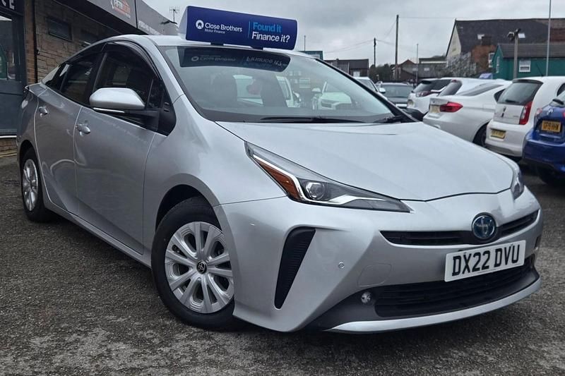 Used Toyota Prius 136 HP (100 kW) 2026 Silver Hatchback