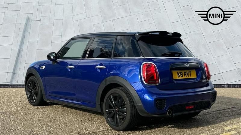 Used Mini Cooper Hatch 136 HP (100 kW) 2019 Blue Hatchback