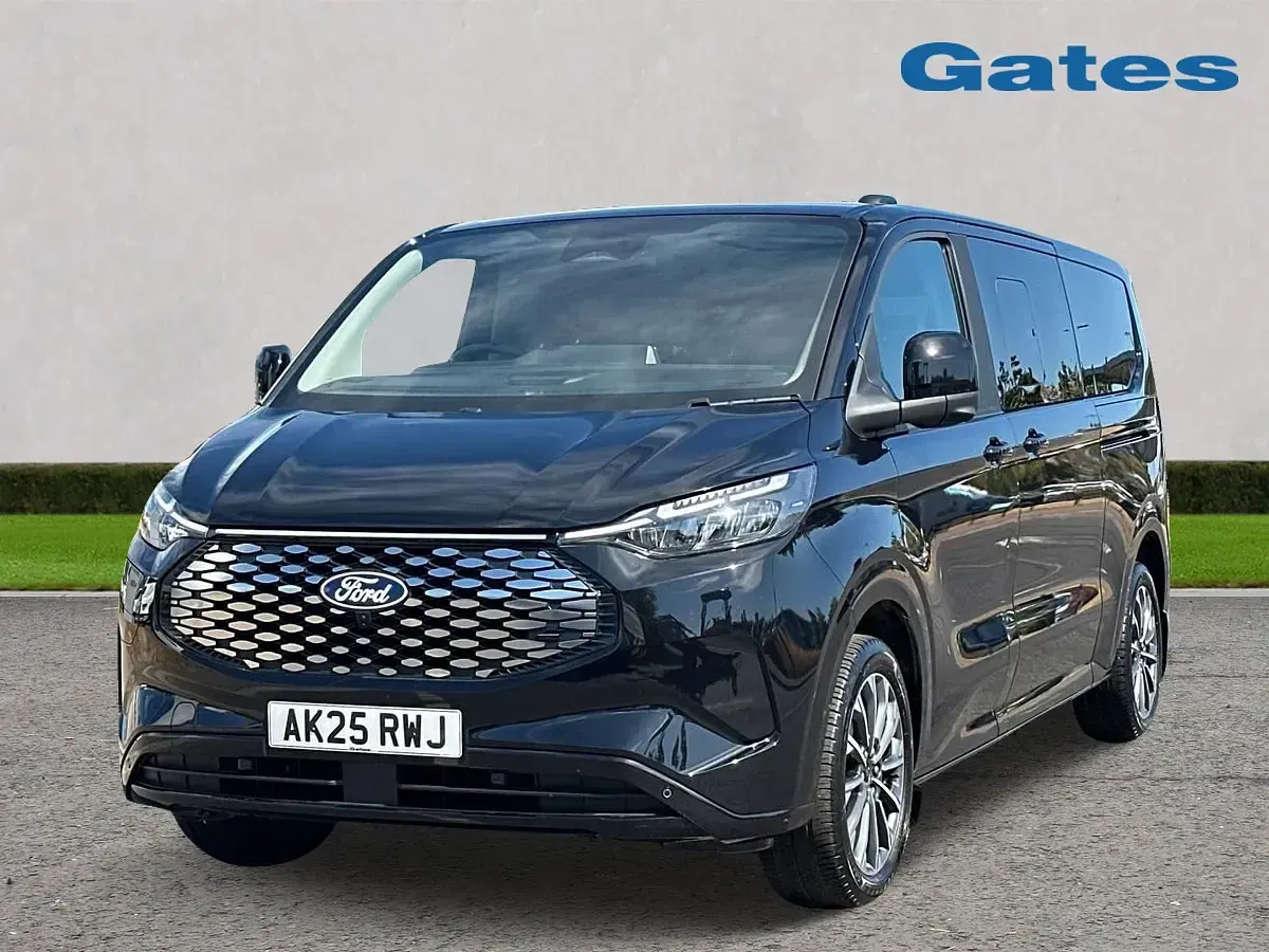 Used Ford Tourneo Custom Titanium X 160 kW (218 HP) 2025 Black Van
