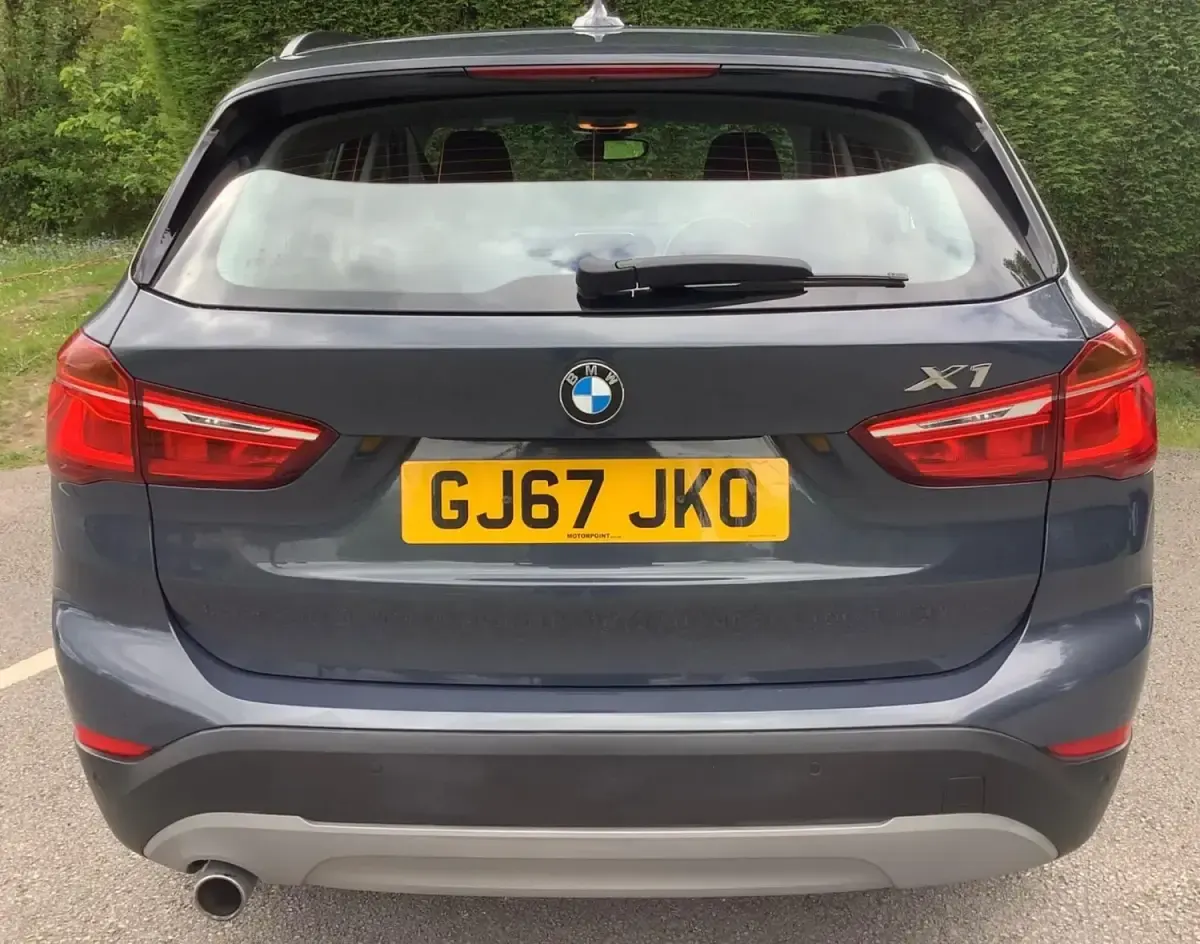 Usado BMW X1 Impressive 150 CV (110 kW) 2017 Gris SUV