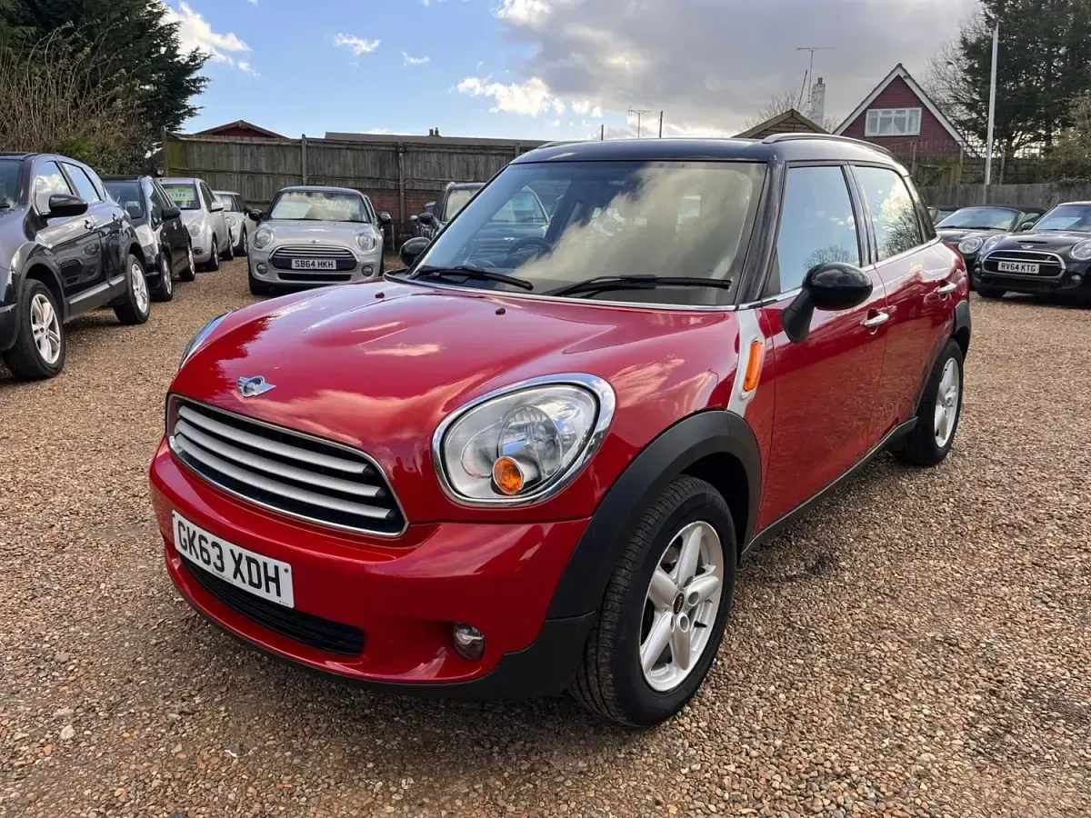Begagnad Mini Cooper 2013 Röd Halvkombi