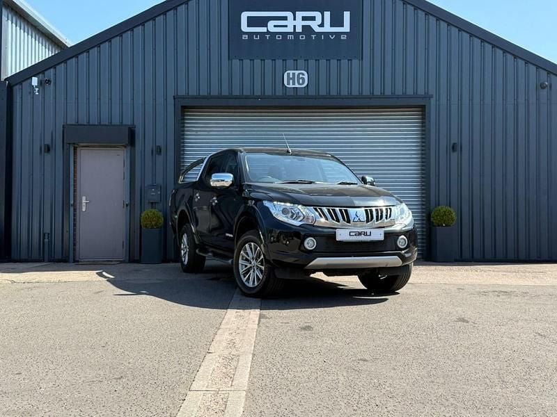 Used Mitsubishi L200 2016 Black Pickup