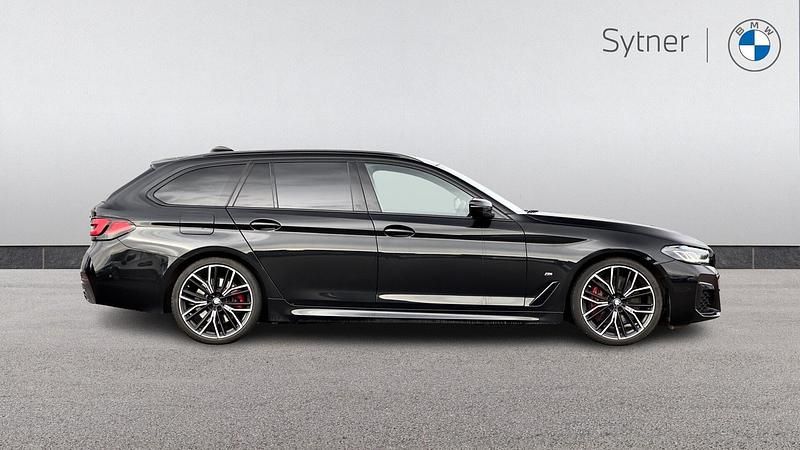 Used BMW 520 M Sport 181 HP (133 kW) 2023 Black Estate