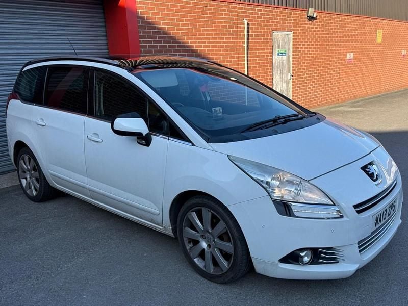 Used Peugeot 5008 Allure 2013 White MPV