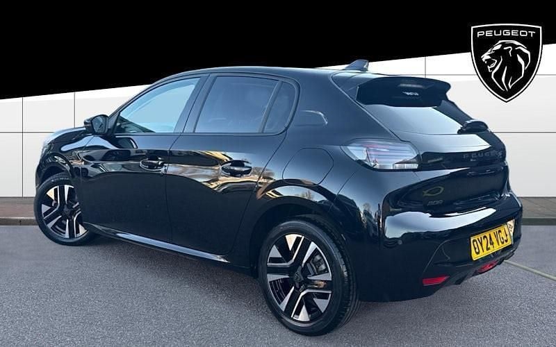 Used Peugeot 208 Allure 101 HP (74 kW) 2025 Hatchback