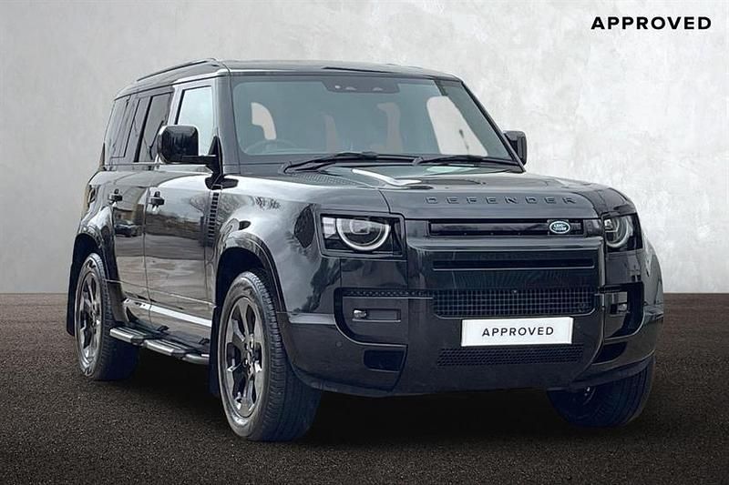 Used Land Rover Defender HSE Dynamic 350 HP (257 kW) 2025 Santorini black Estate