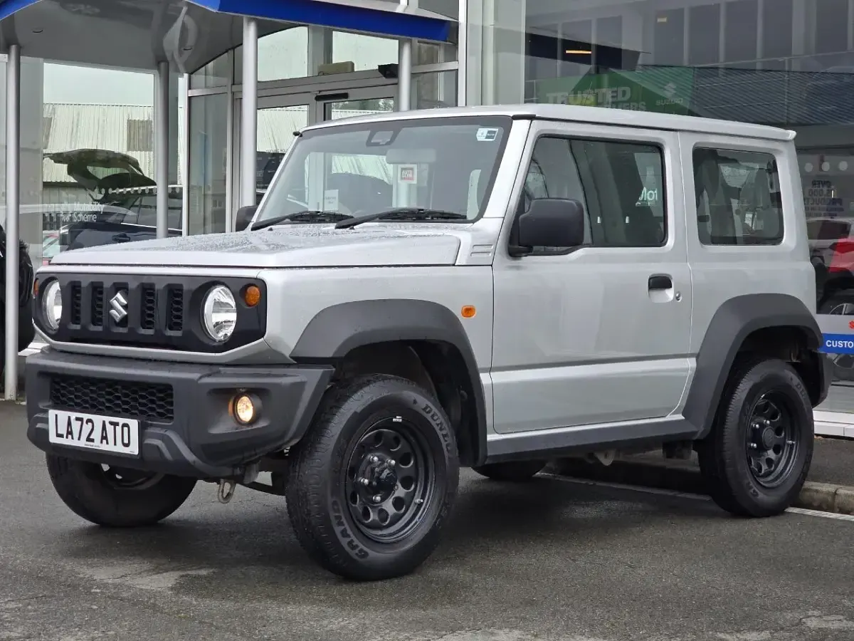 Used Suzuki Jimny 101 HP (74 kW) 2022 Silver SUV