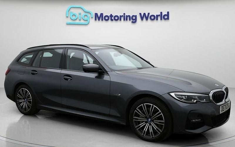 Used 2021 BMW 330e M Sport Estate | £18,676 (Good price) - Image 1/4