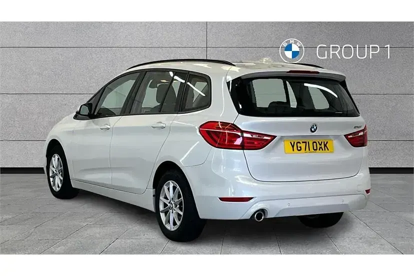 Usado BMW 218 Comfort Edition 136 HP (100 kW) 2021 Branco Carrinha