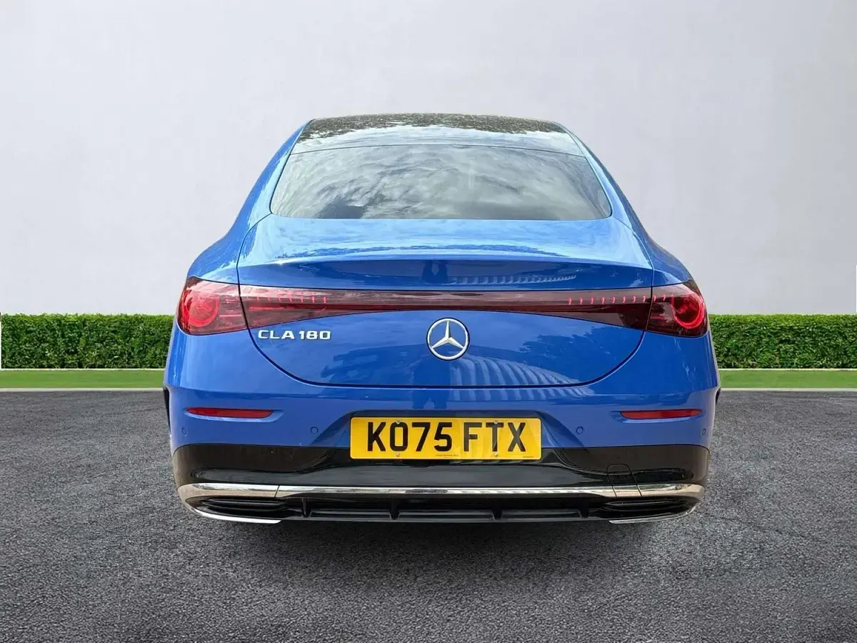 Used Mercedes CLA180 Executive 136 HP (100 kW) 2026 Blue Sedan