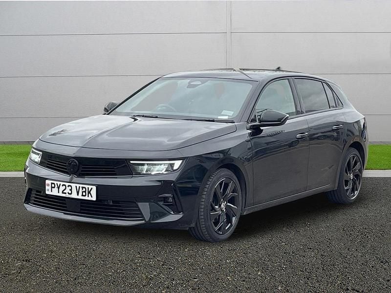 Used Vauxhall Astra 130 HP (95 kW) 2023 Black Hatchback