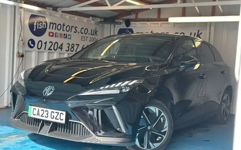 Used MG MG4 EV Trophy 150 kW (204 HP) 2023 Black Hatchback