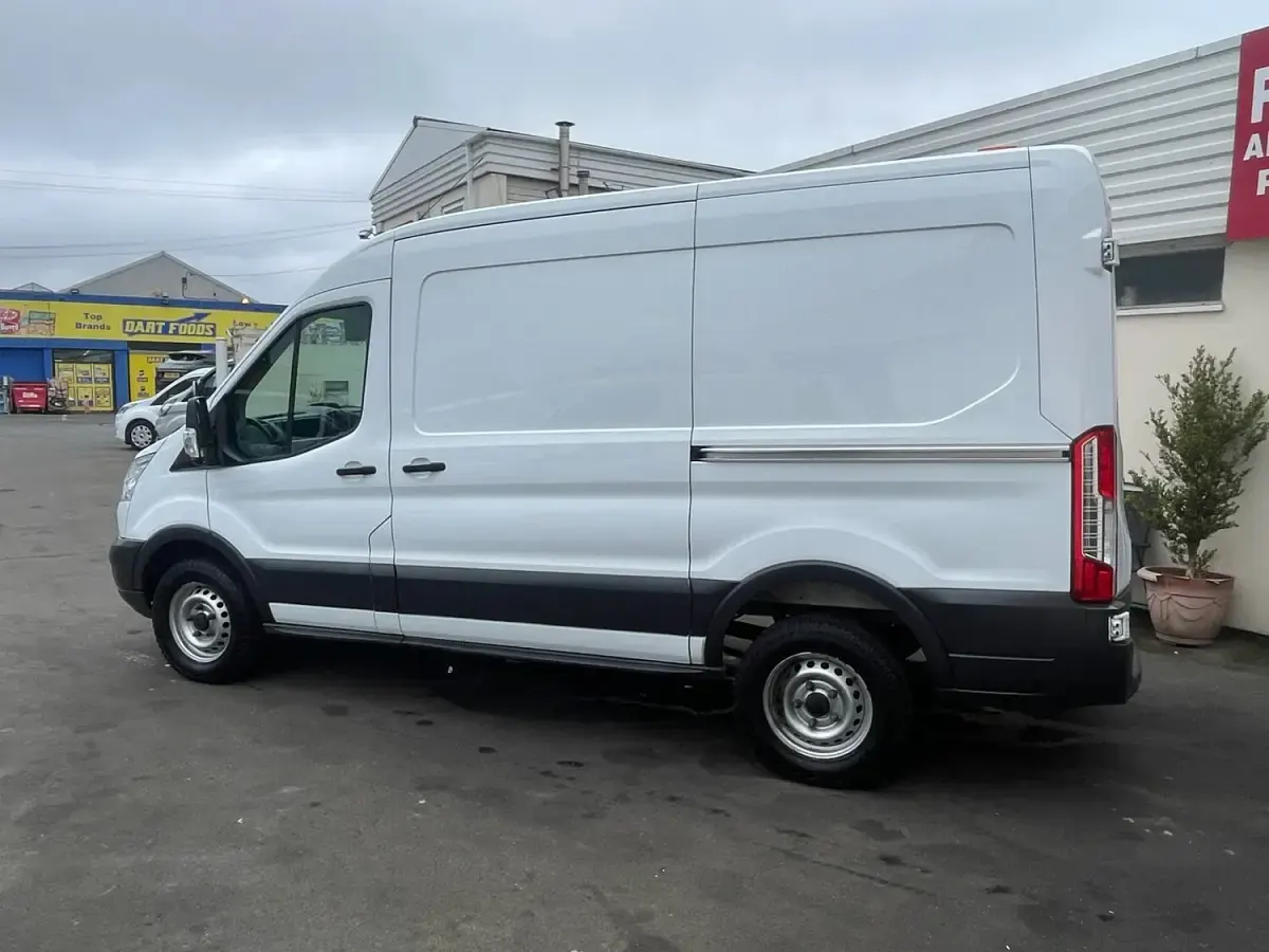 Used Ford Transit 155 HP (114 kW) 2016 White Van