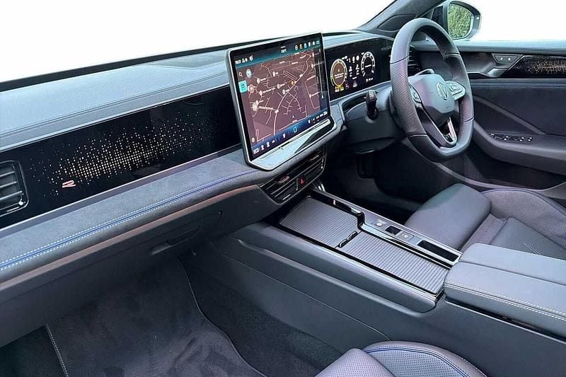 New VW Passat R-line 272 HP (200 kW) 2026 Reef blue Estate