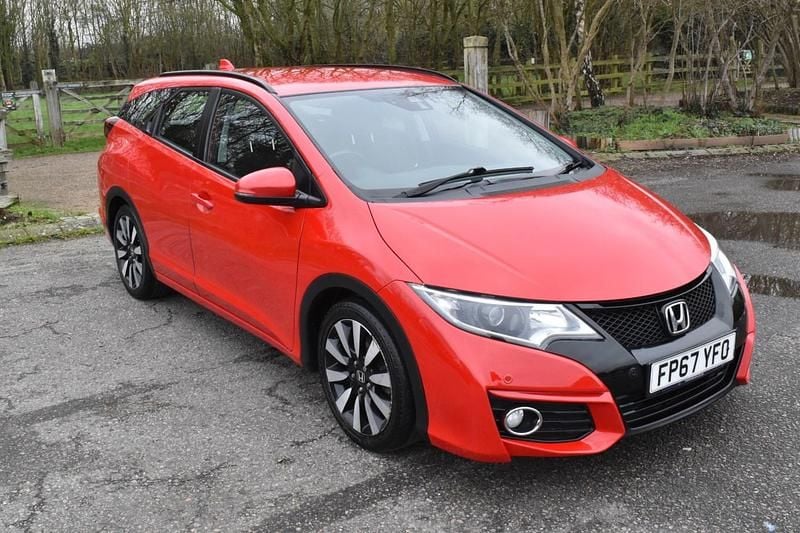 Used Honda Civic SE Plus 2017 Red Estate
