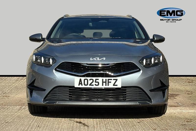 Used Kia Ceed Sportswagon 138 HP (101 kW) 2025 Lunar silver Estate
