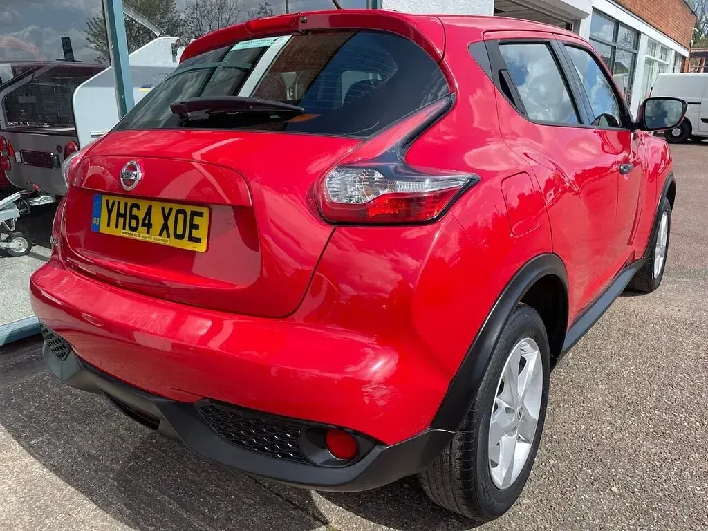 Used Nissan Juke Visia 94 HP (69 kW) 2014 Red SUV