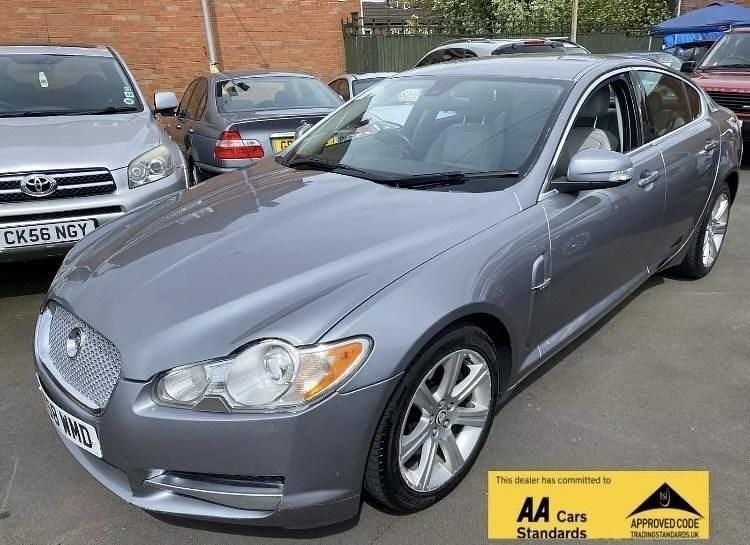Grey Used 2009 Jaguar XF Luxury Sedan | £3,695 (Fair price) - Image 1/4