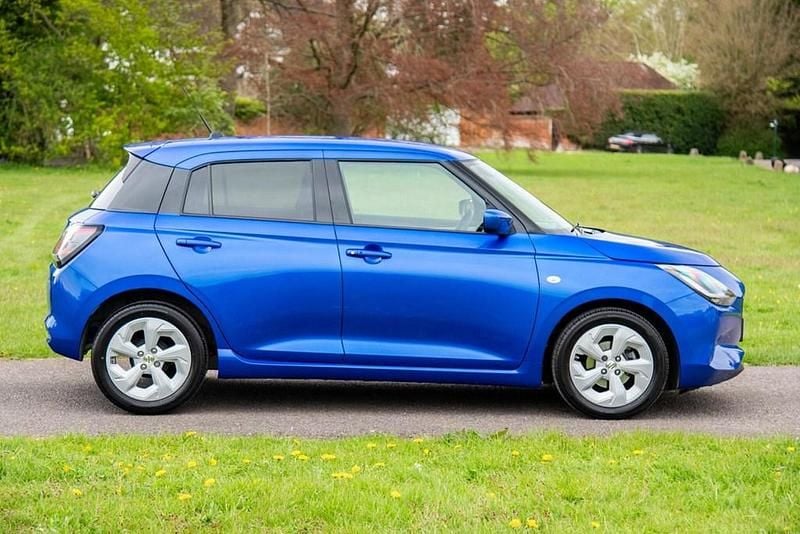 Usado Suzuki Swift 82 HP (60 kW) 2025 Azul Citadino
