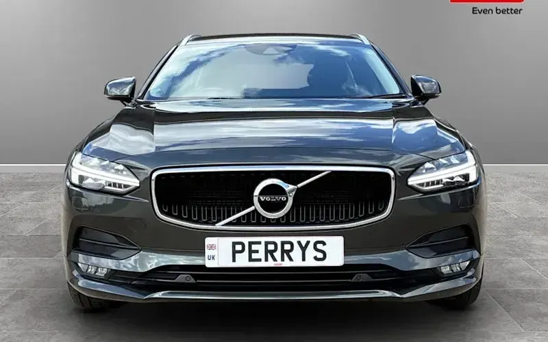 Used Volvo V90 Momentum 190 HP (139 kW) 2019 Grey Estate