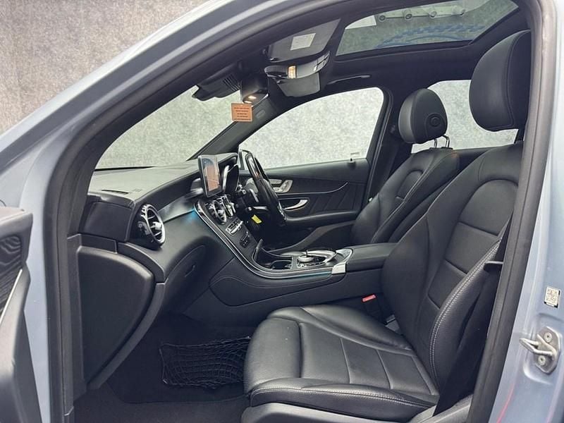 Used Mercedes GLC250 AMG line 204 HP (150 kW) 2017 Silver SUV