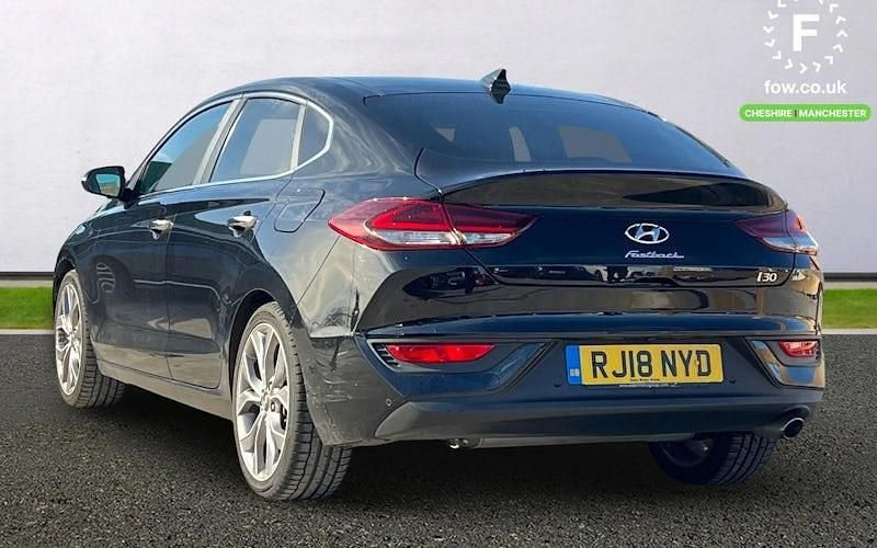 Used Hyundai i30 Premium SE 140 HP (102 kW) 2018 Black Hatchback