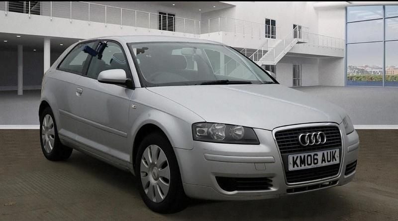 Used Audi A3 100 HP (73 kW) 2006 Silver Hatchback