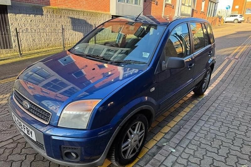 Blue Used 2008 Ford Fusion Zetec Hatchback | £1,295 (Good price) - Image 1/1