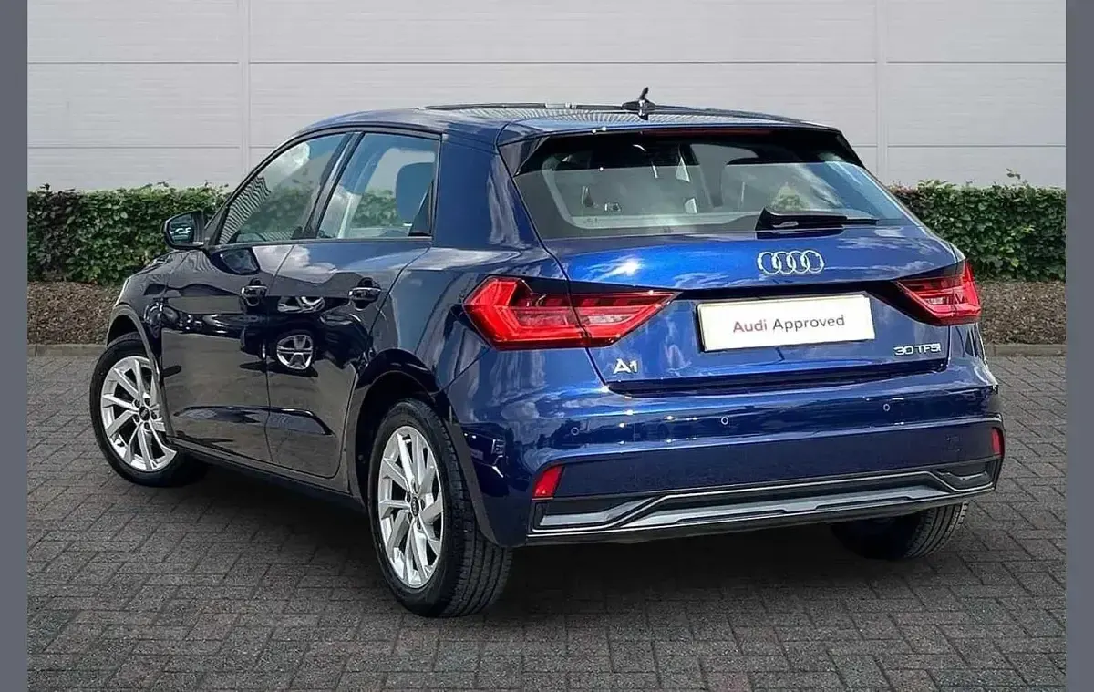 Used Audi A1 Sport 108 HP (79 kW) 2022 Blue SUV