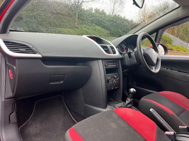 Used Peugeot 207 2009 Red Hatchback