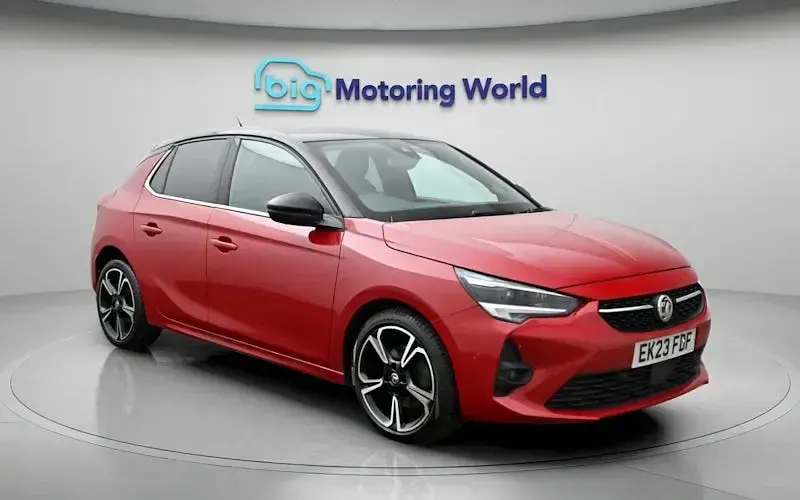 Second-hand Vauxhall Corsa Ultimate 101 CP (74 kW) 2023 Roșu Hatchback