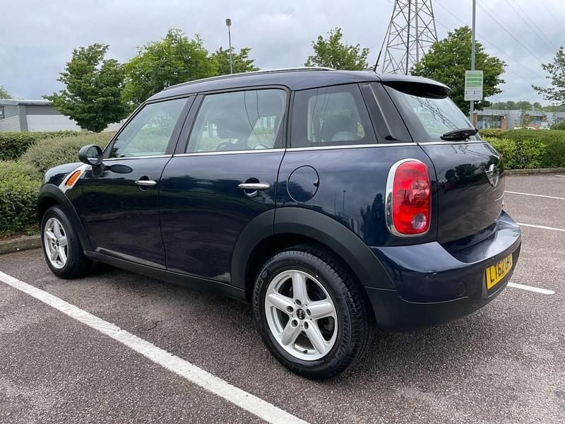 Used Mini ONE 98 HP (72 kW) 2012 Blue Hatchback