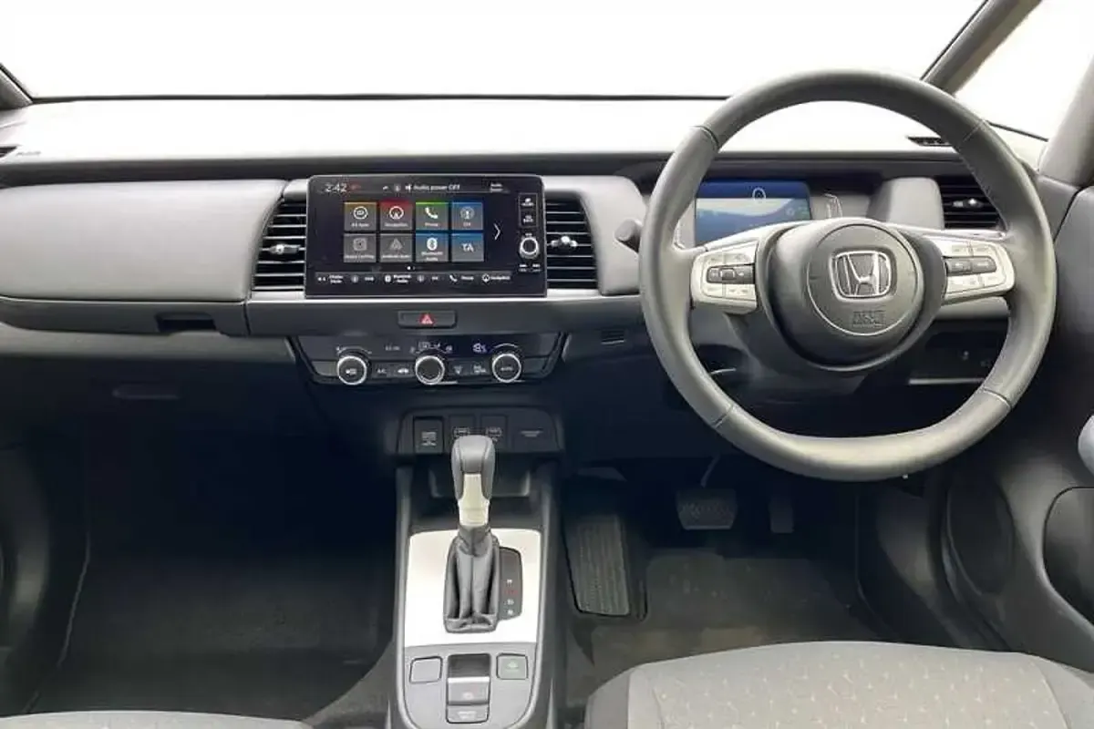 New Honda Jazz Elegance 122 HP (89 kW) 2025 White Hatchback