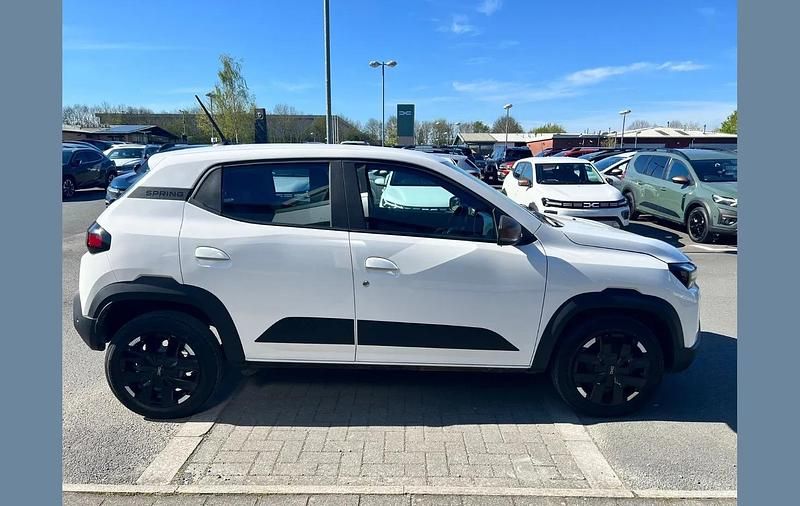 Used Dacia Spring Extreme 47 kW (65 HP) 2025 White Hatchback