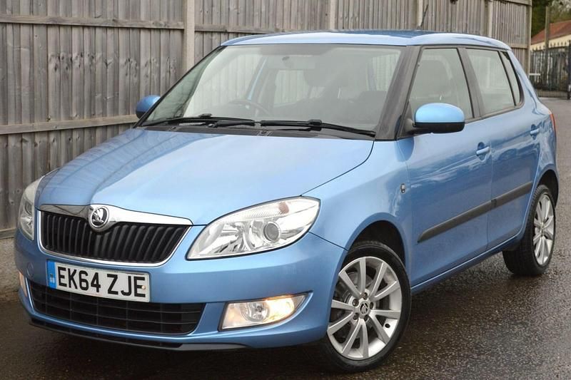 Used Skoda Fabia Elegance 105 HP (77 kW) 2014 Blue Hatchback
