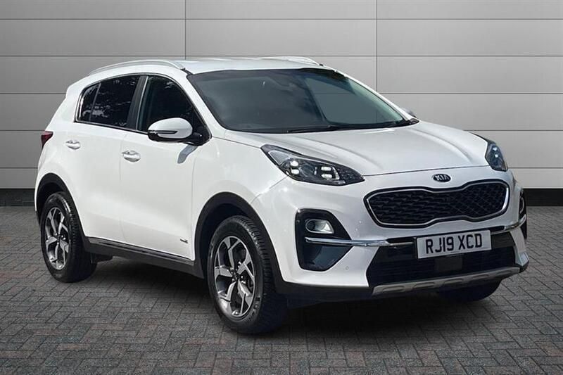 Fusion white Used 2019 Kia Sportage 2 SUV | £12,995 (A bit pricey) - Image 1/2
