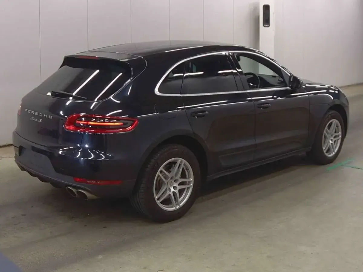 Used Porsche Macan S 340 HP (250 kW) 2015 Blue SUV