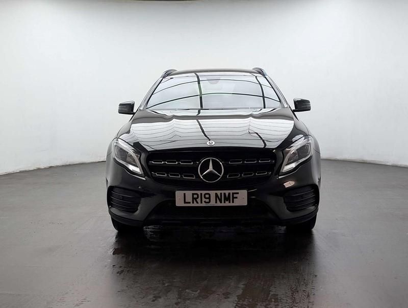 Used Mercedes GLA200 AMG line 156 HP (114 kW) 2019 Black SUV
