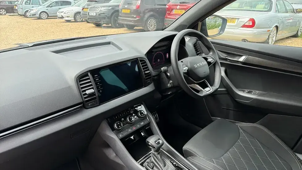 Used Skoda Karoq SportLine 150 HP (110 kW) 2025 Black magic pearlescent SUV