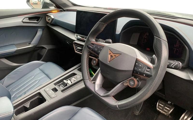 Begagnad Cupra Formentor VZ2 245 HK (180 kW) 2023 Grå SUV