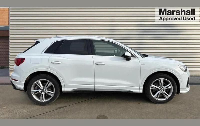 Used Audi Q3 S-Line 241 HP (177 kW) 2022 White SUV