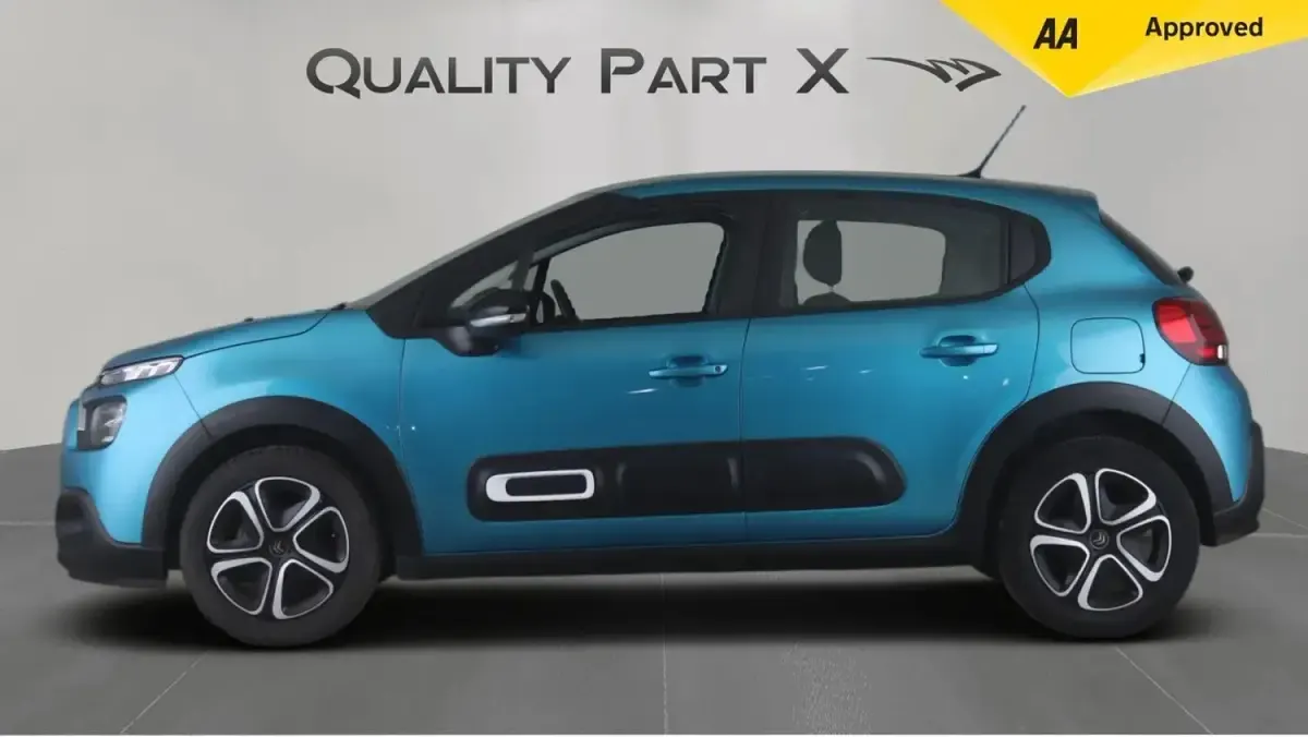 Used Citroën C3 PureTech 2022 Blue Hatchback