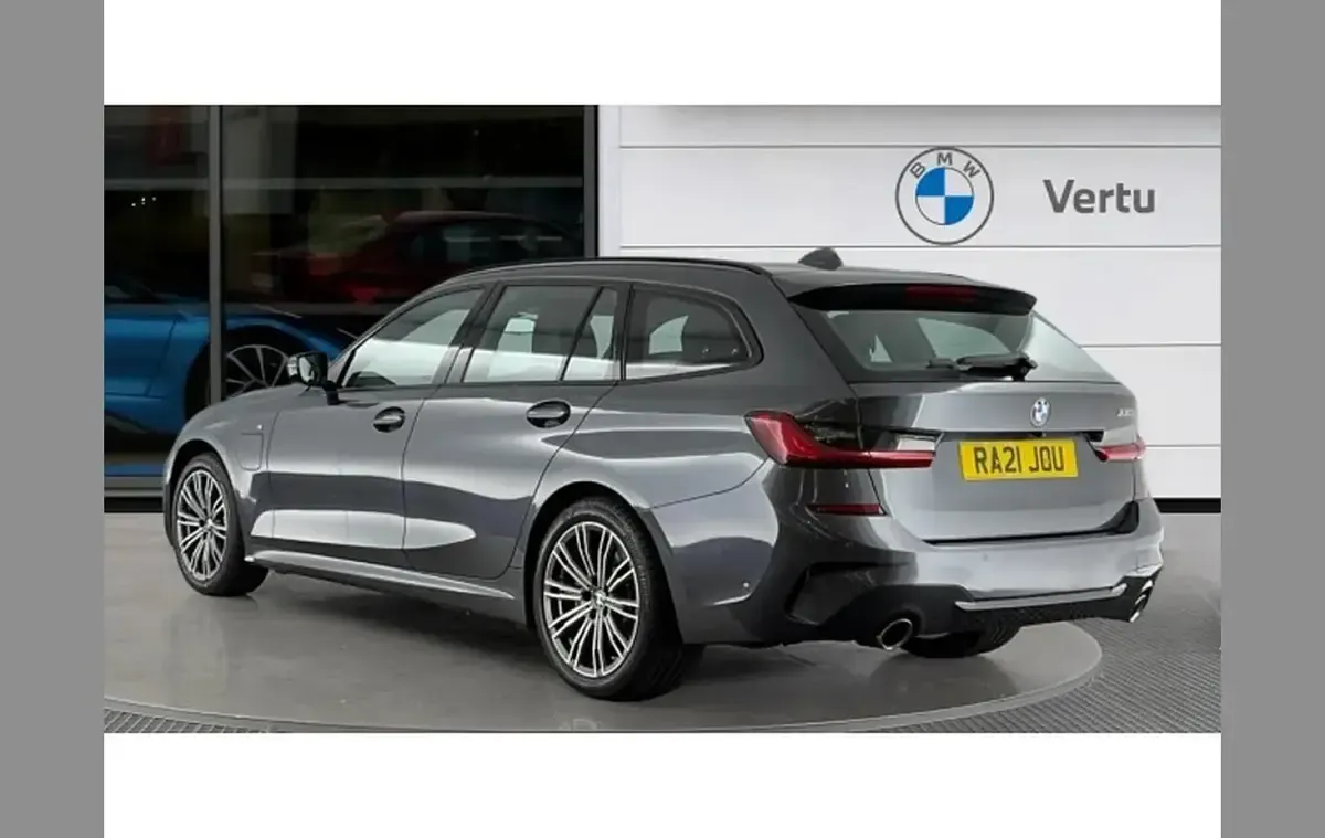 Used BMW 330 M Sport 288 HP (211 kW) 2021 Grey Estate