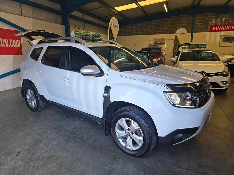 Used Dacia Duster Comfort 114 HP (83 kW) 2018 White SUV