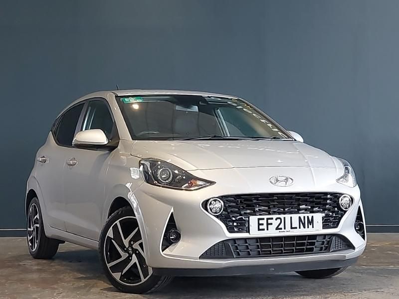 Silver Used 2021 Hyundai i10 Premium Hatchback | £13,498 (A bit pricey) - Image 1/4