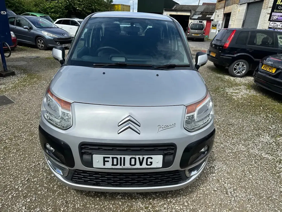 Used Citroën C3 Picasso VTR Sport 2011 Silver MPV