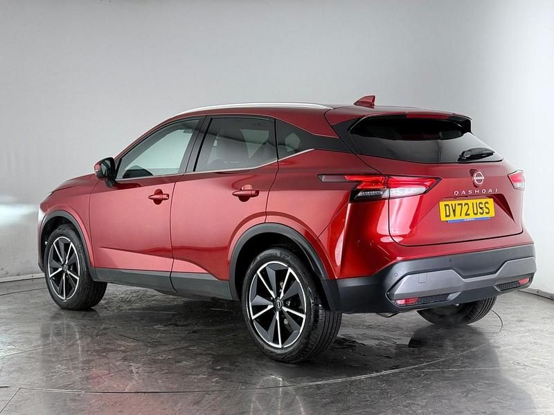 Used Nissan Qashqai Tekna 158 HP (116 kW) 2022 Red SUV